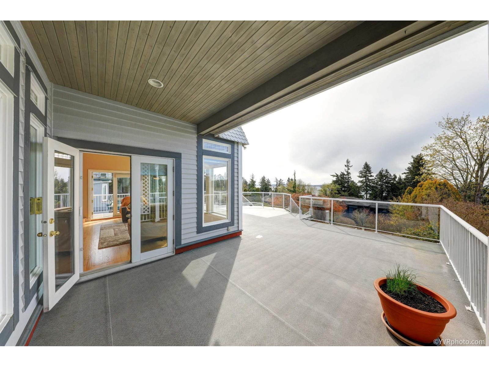 1419 133A STREET, Surrey