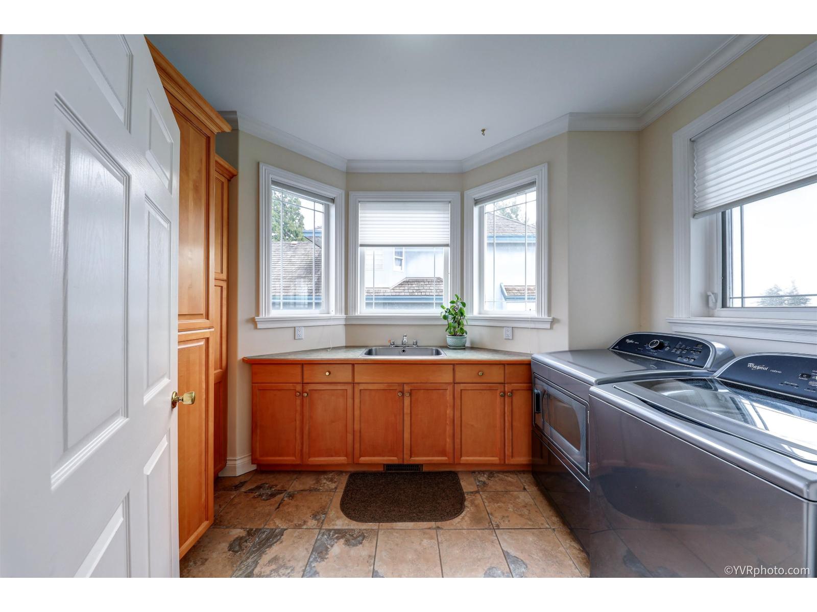 1419 133A STREET, Surrey