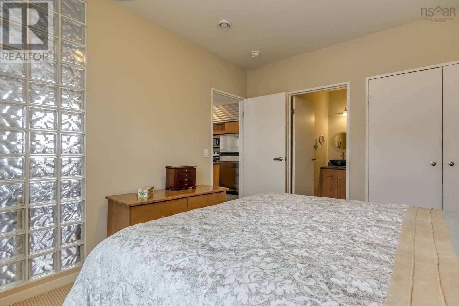 Property 40 of 41 of 310 5221 Nora Benard Street