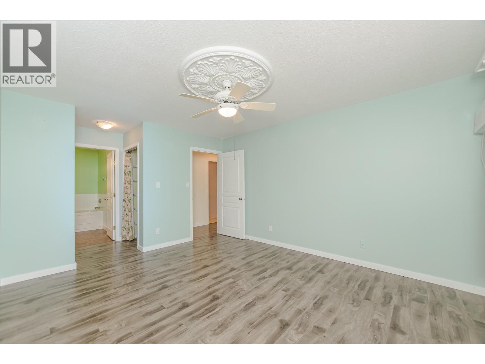 #45 303 Regent Avenue - 14