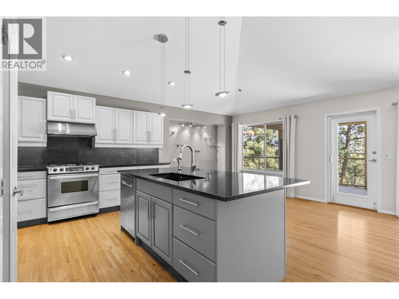  2149 Capistrano Drive, Kelowna