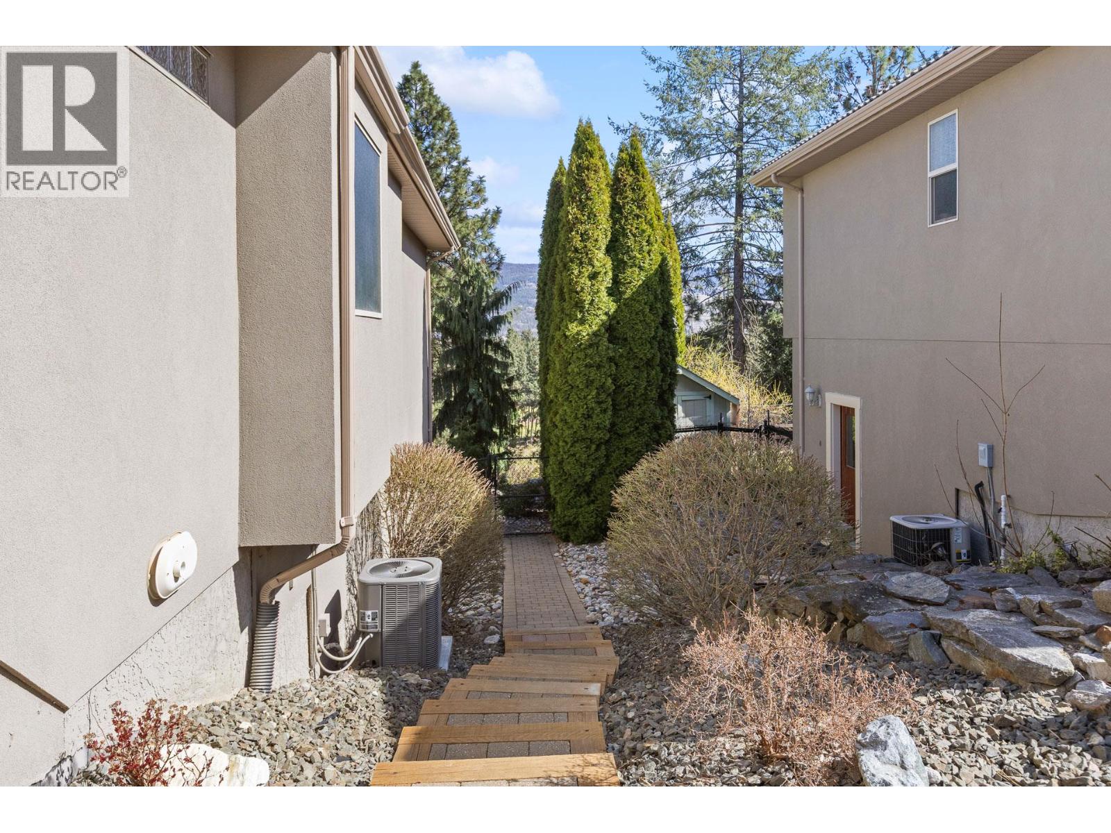  2149 Capistrano Drive, Kelowna
