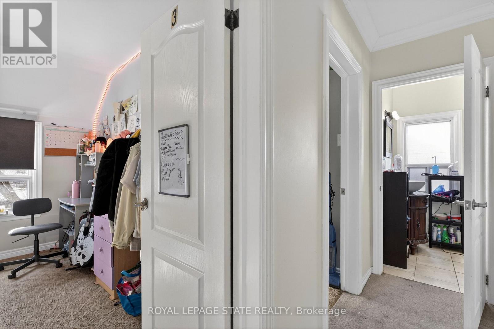 91 ROYAL AVENUE - 18