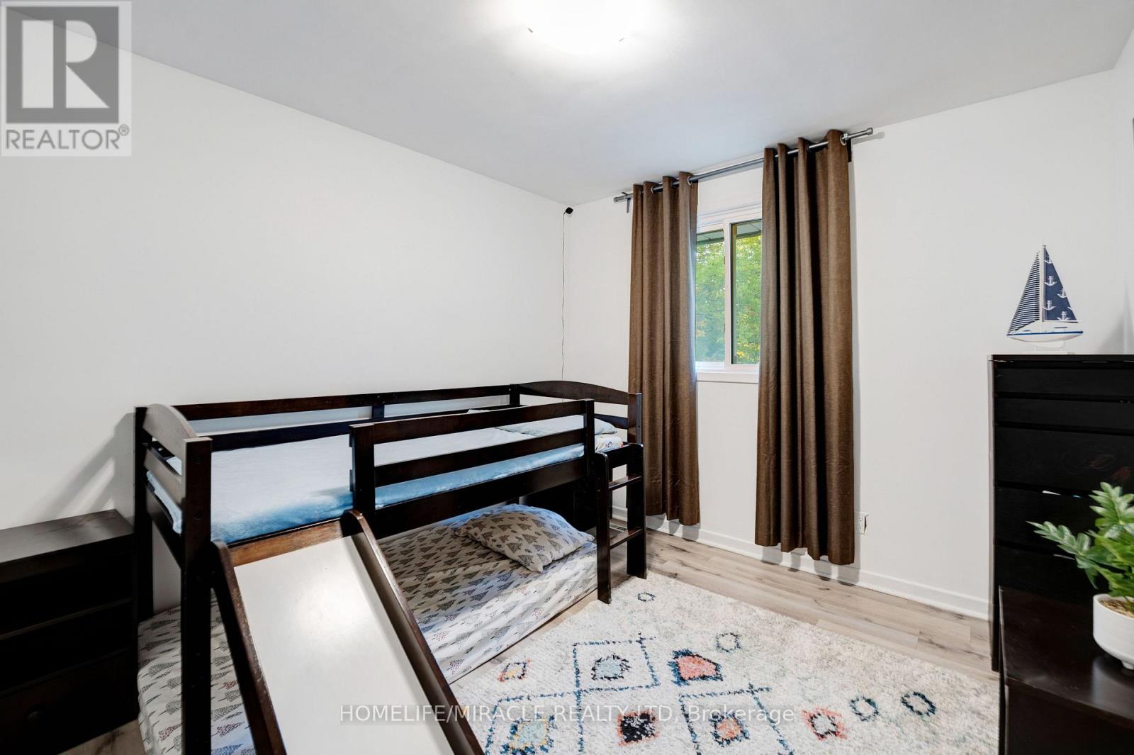 7250 MAYWOOD STREET - 21