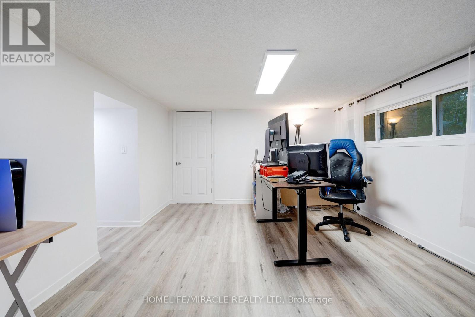 7250 MAYWOOD STREET - 36