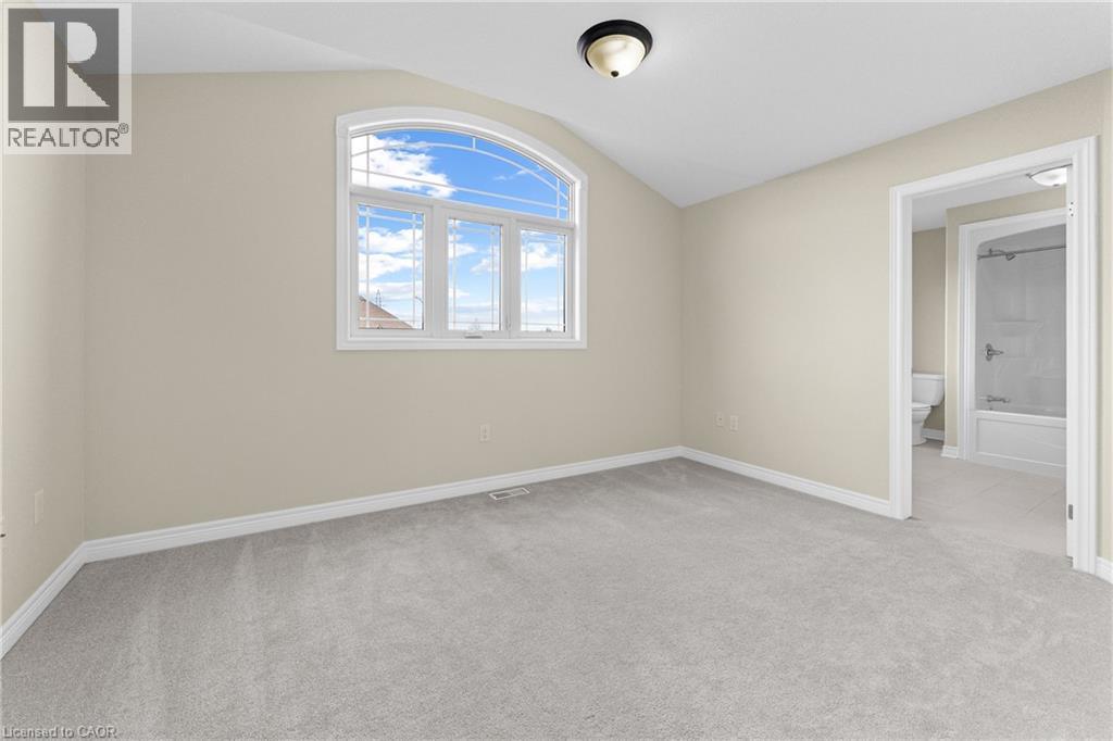 33 CINNAMON Street - 25