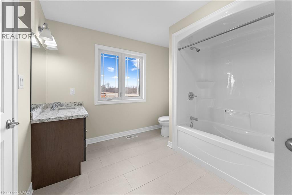 33 CINNAMON Street - 26