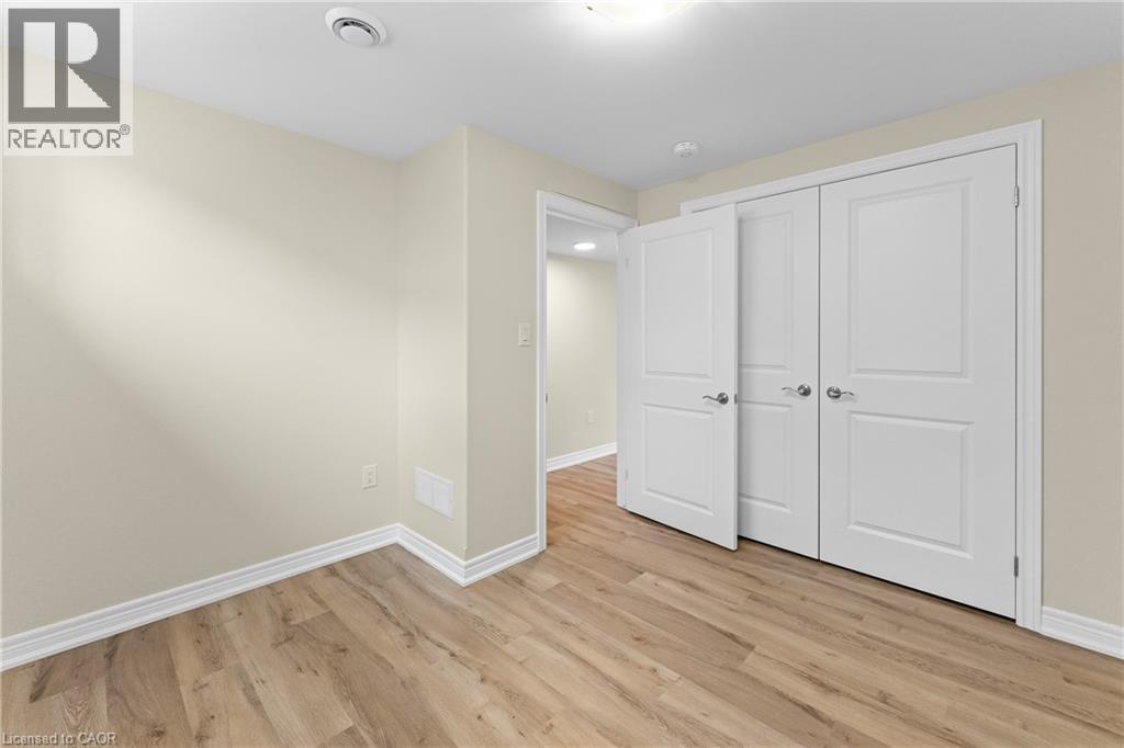 33 CINNAMON Street - 39