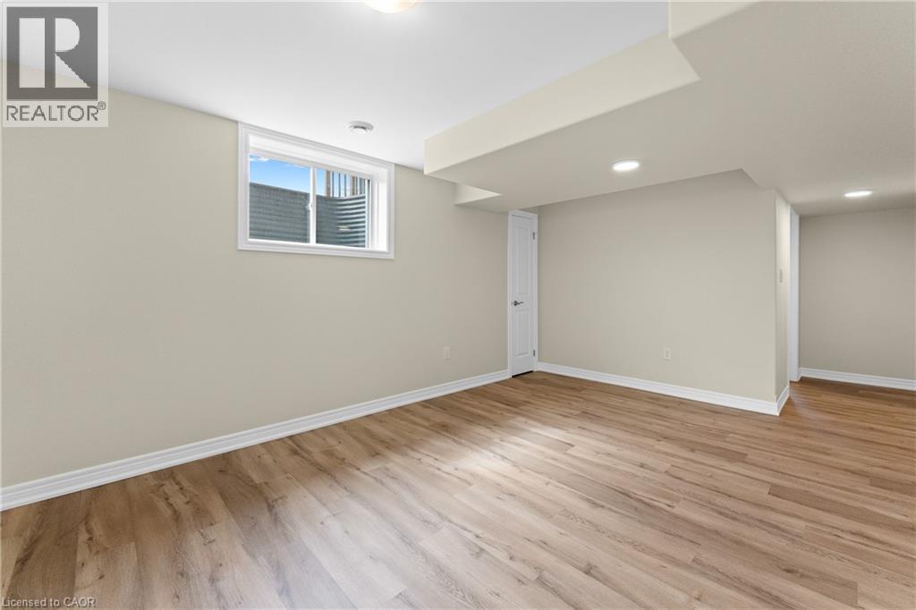 33 CINNAMON Street - 41