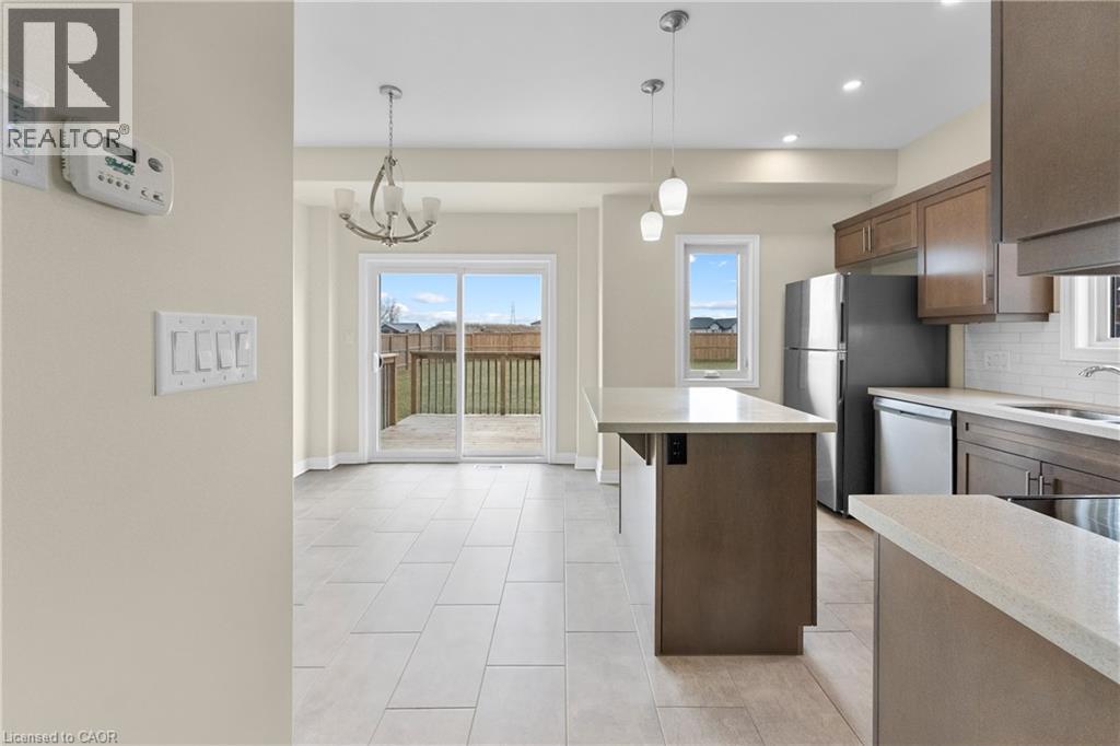 33 CINNAMON Street - 8