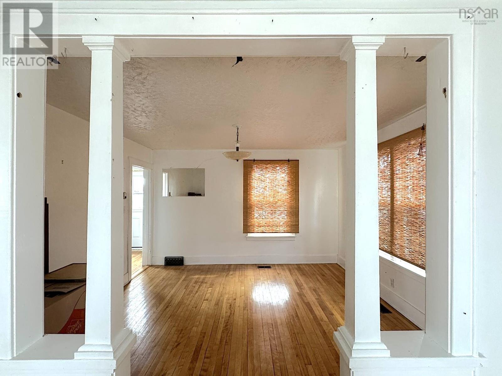 Property 9 of 48 of 61 Lawrencetown Lane