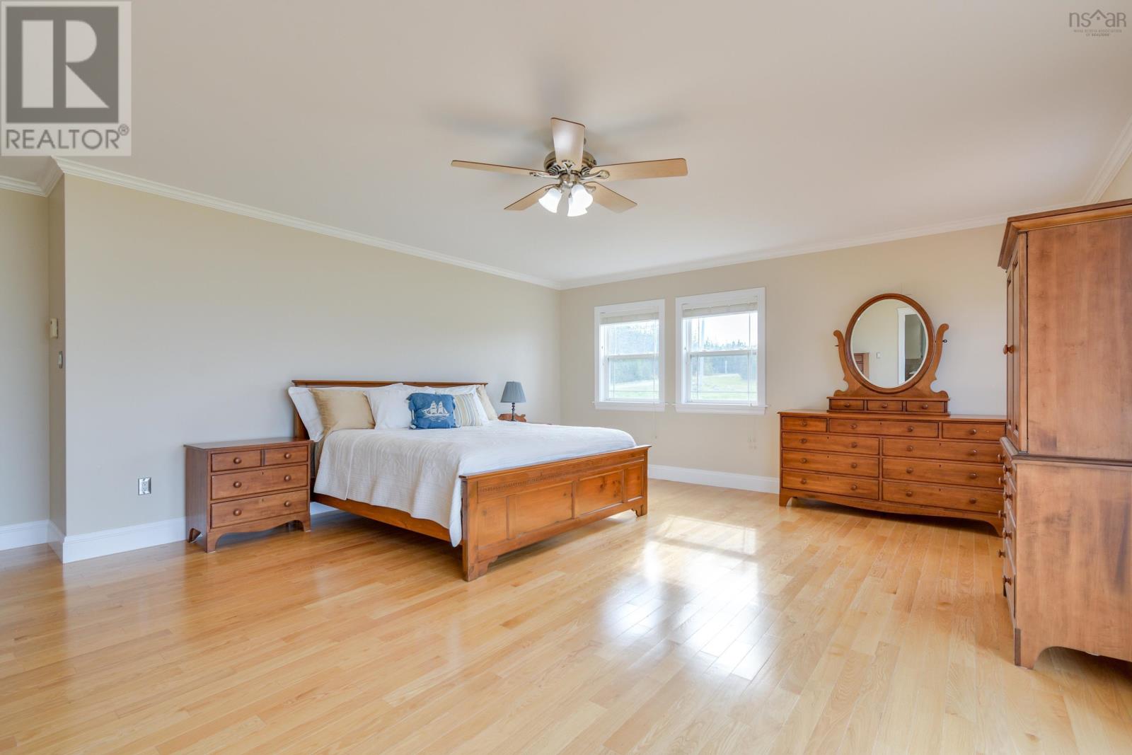 Property 19 of 50 of 485&489 Maple Drive