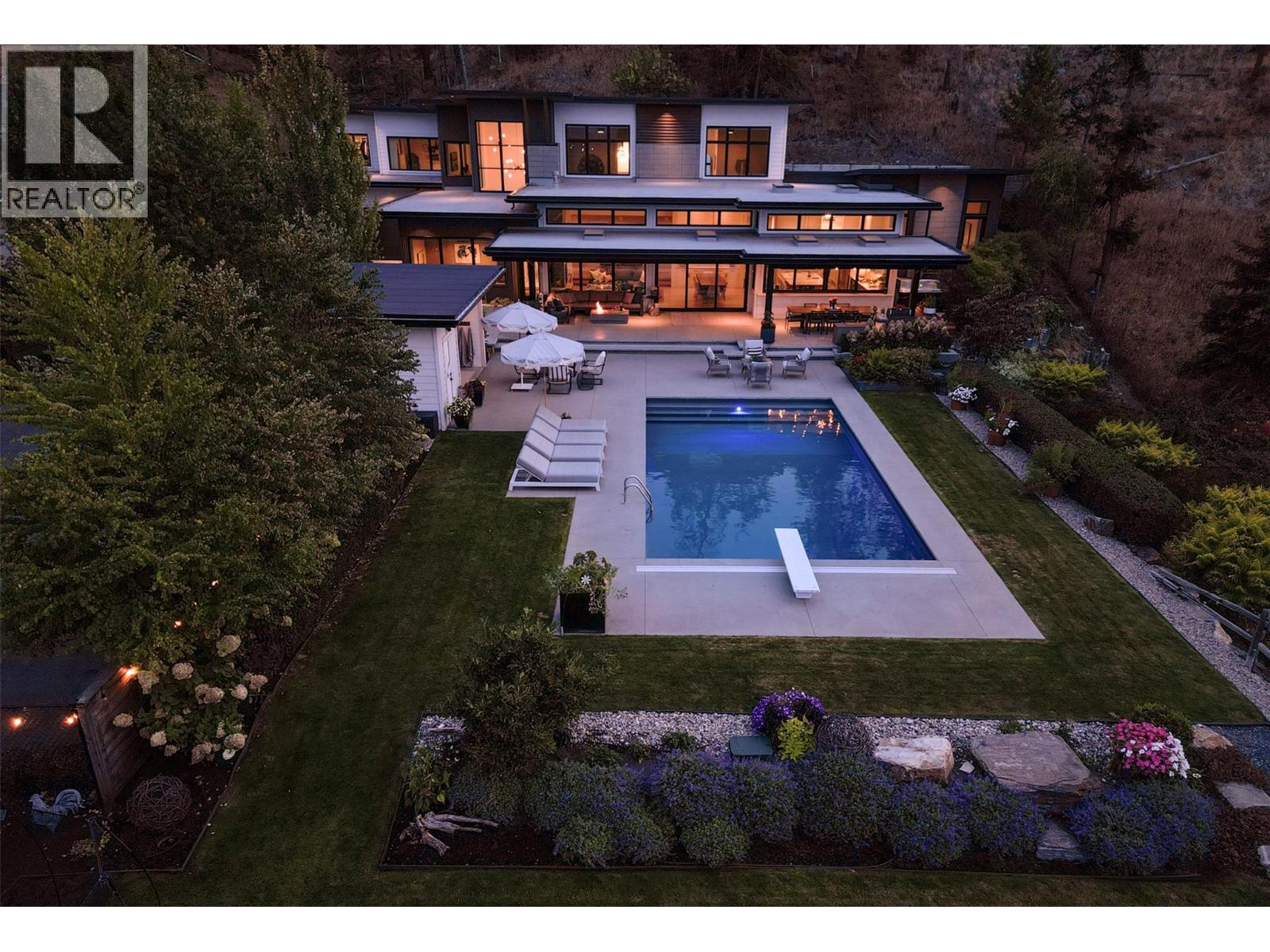  763 Barnaby Road, Kelowna