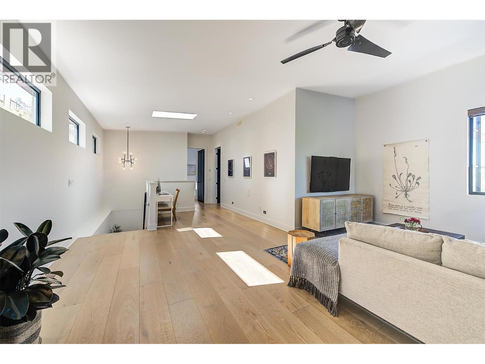  763 Barnaby Road, Kelowna