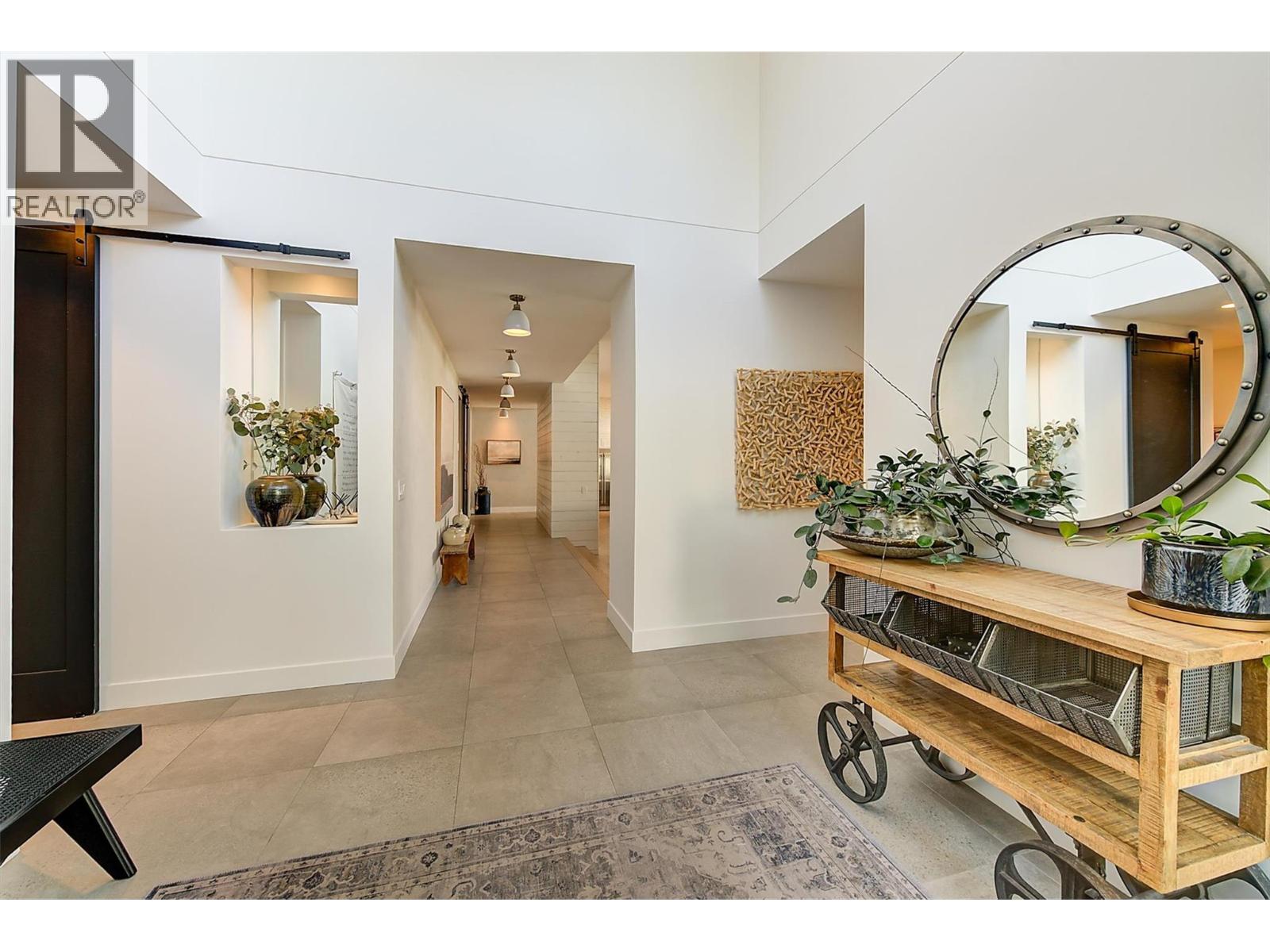  763 Barnaby Road, Kelowna