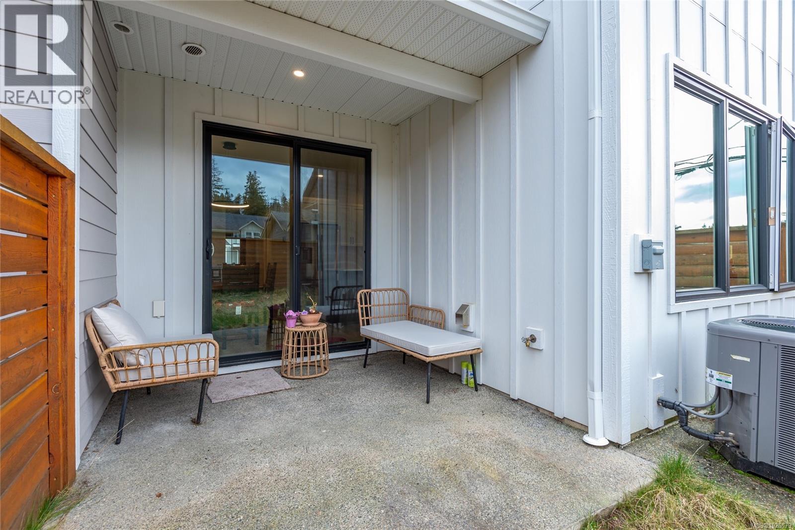 #36 1090 Evergreen Rd - 40