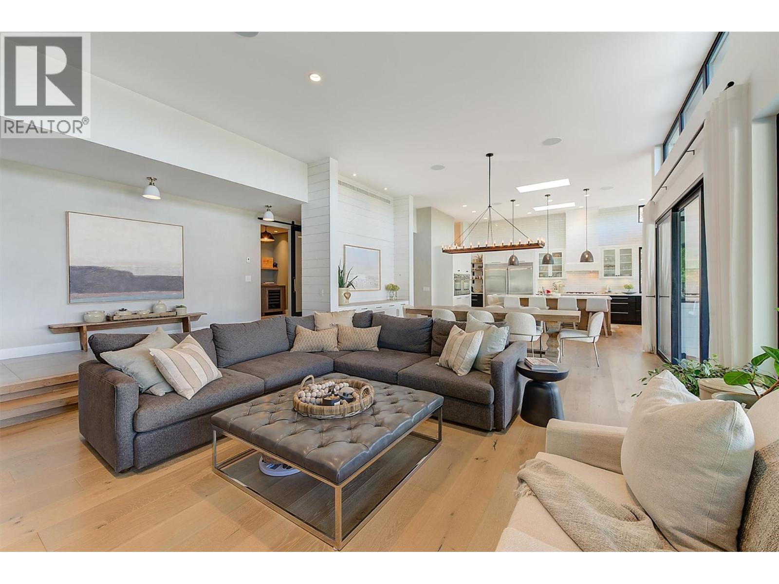  763 Barnaby Road, Kelowna