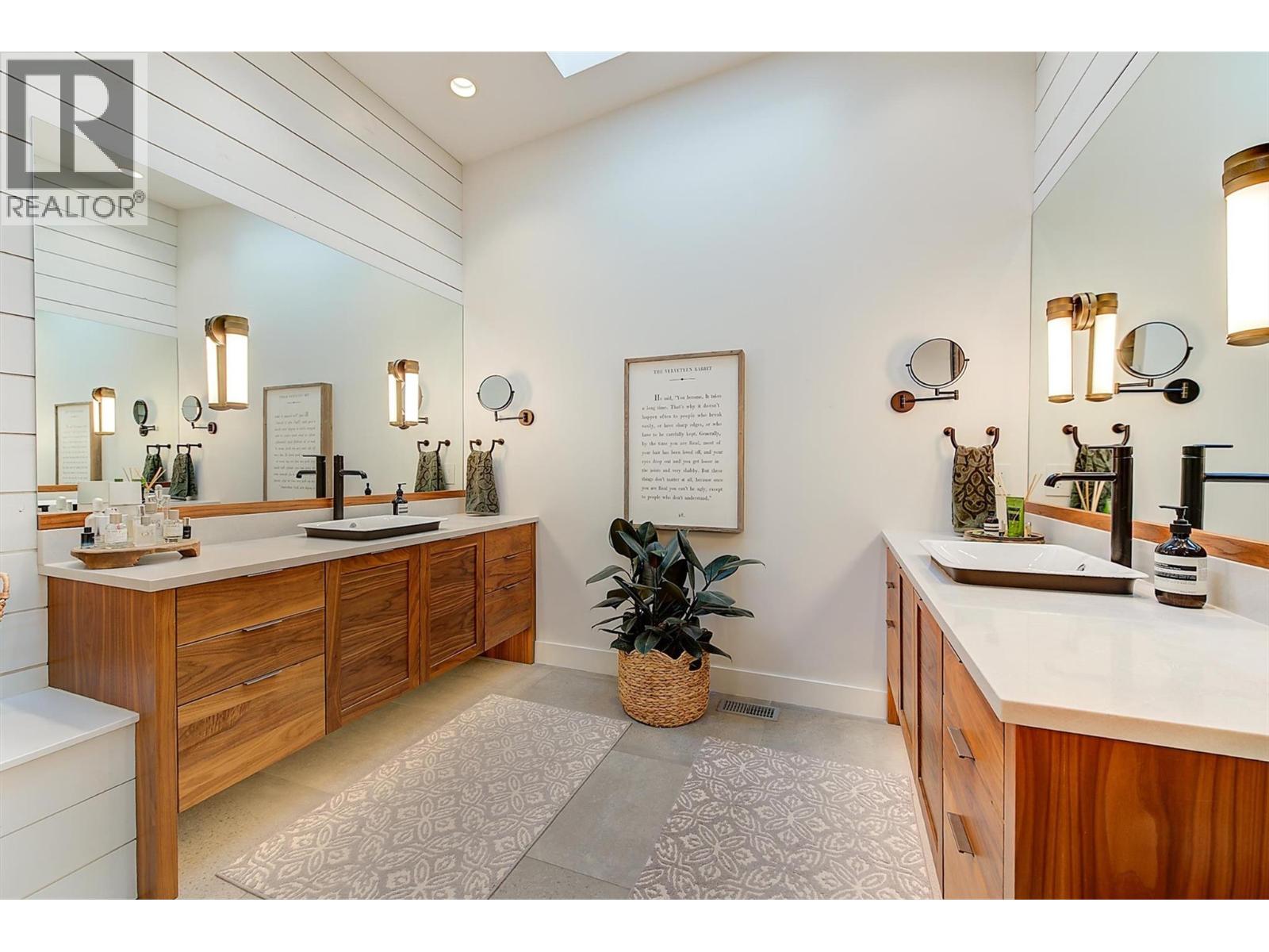  763 Barnaby Road, Kelowna