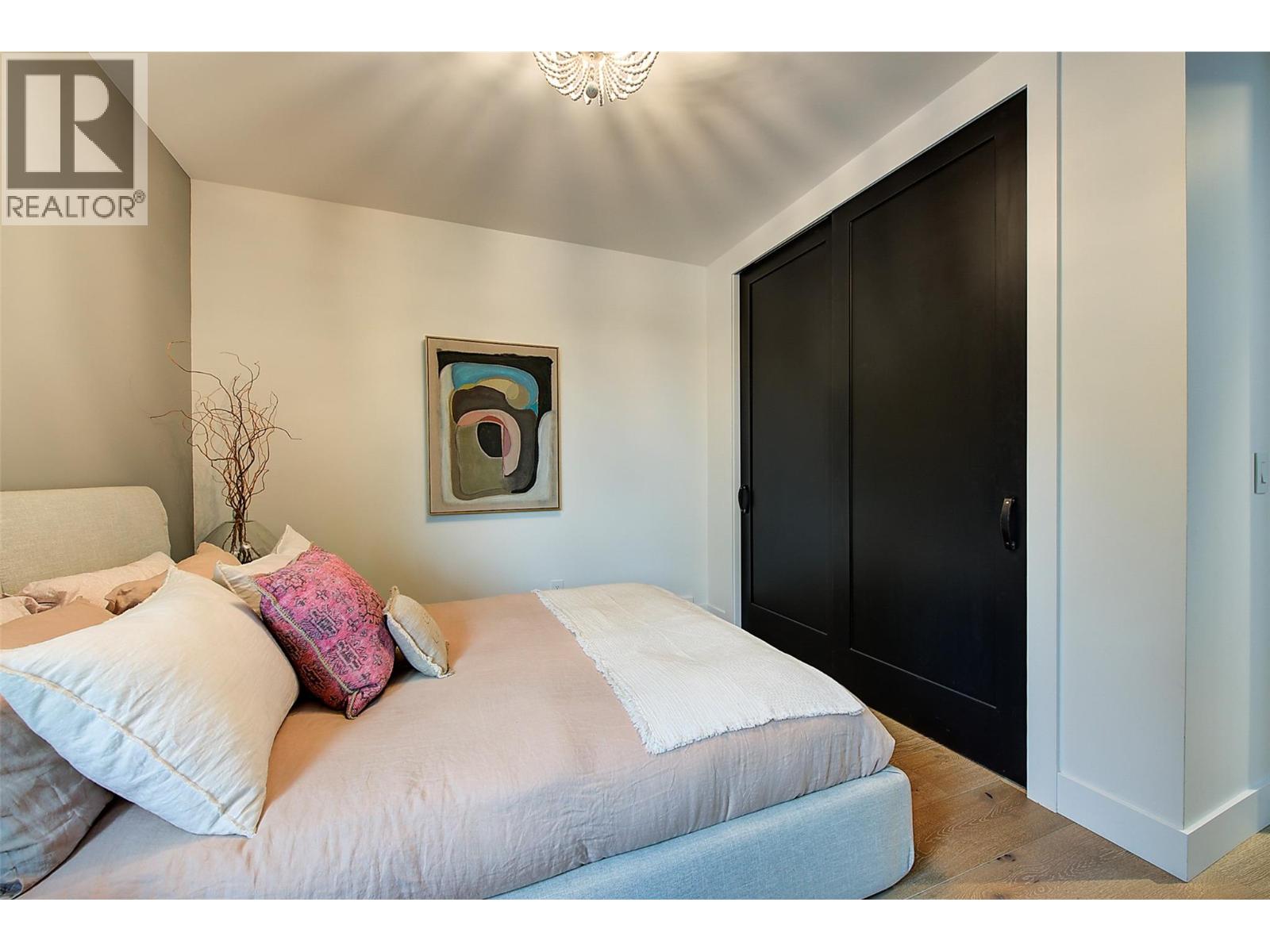  763 Barnaby Road, Kelowna