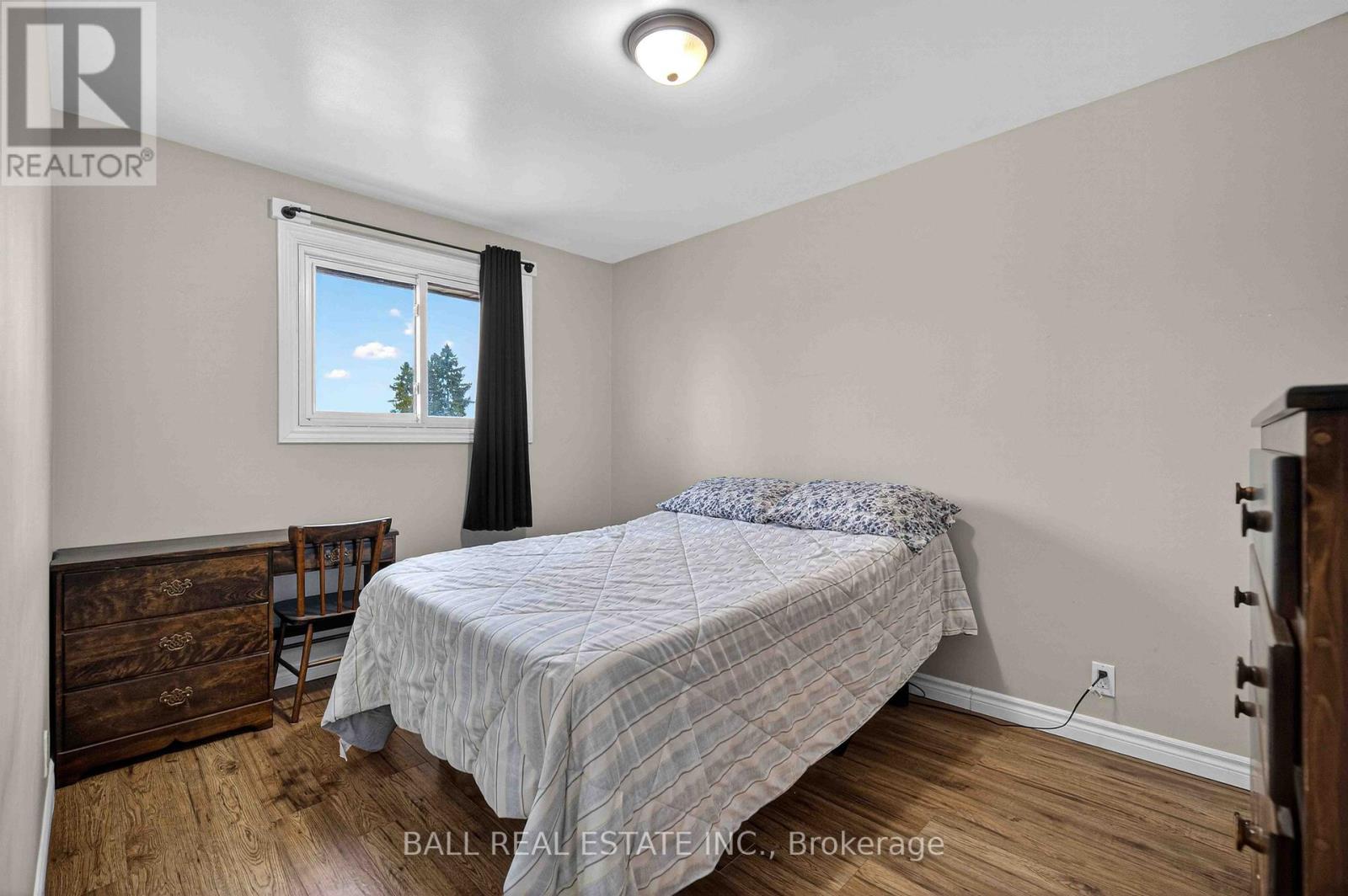 166 VICTORIA DRIVE - 23
