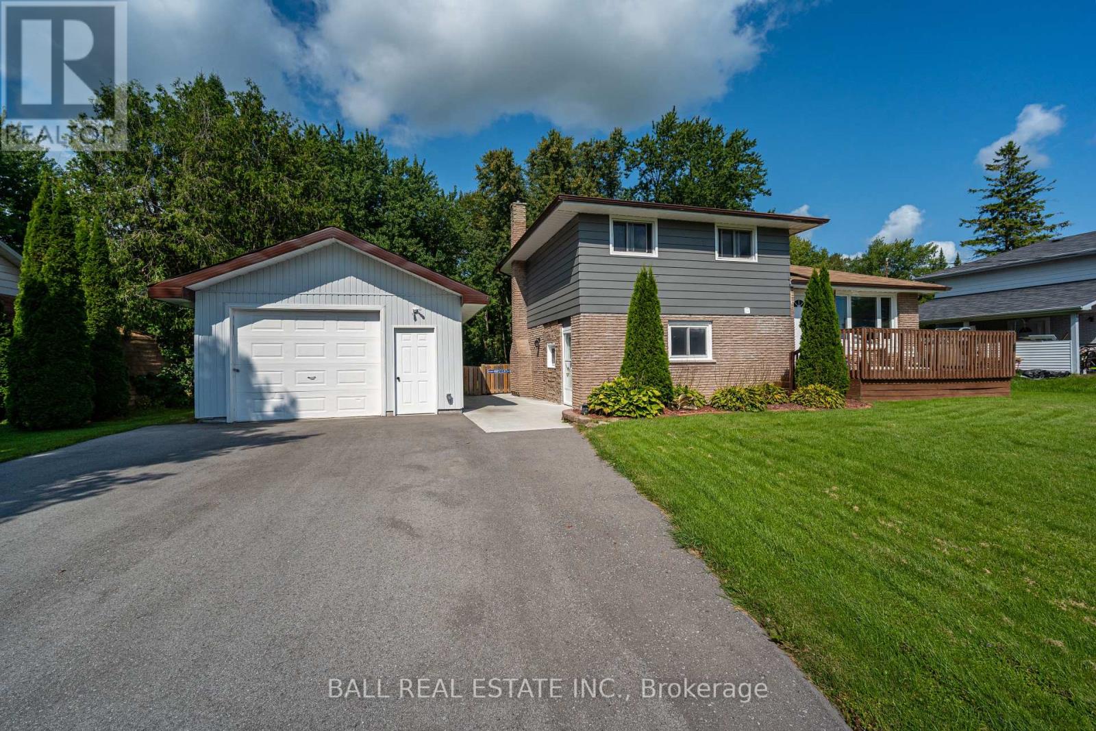 166 VICTORIA DRIVE - 32
