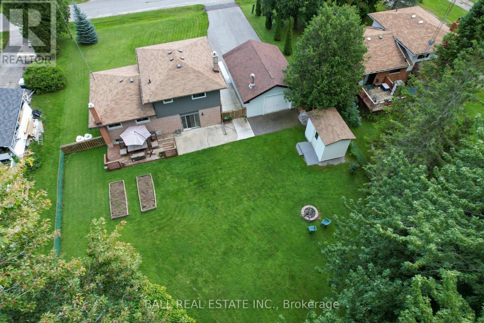 166 VICTORIA DRIVE - 9