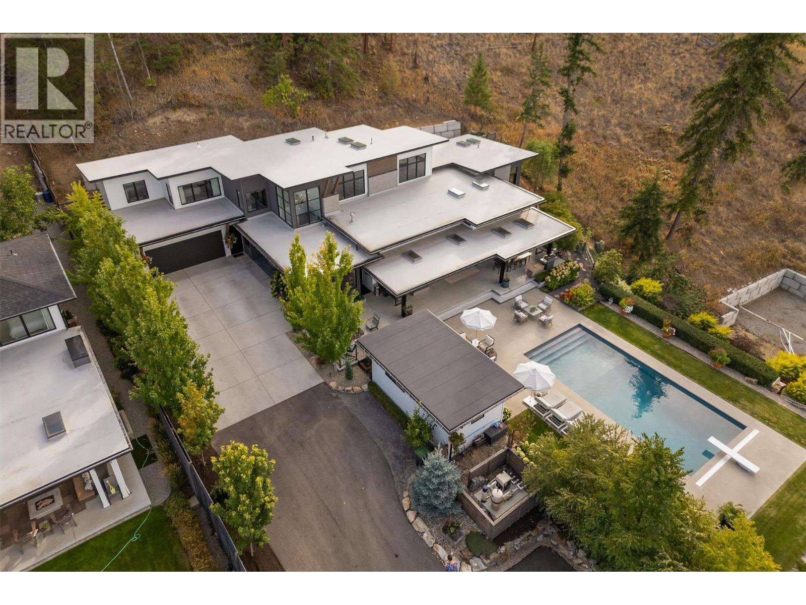  763 Barnaby Road, Kelowna