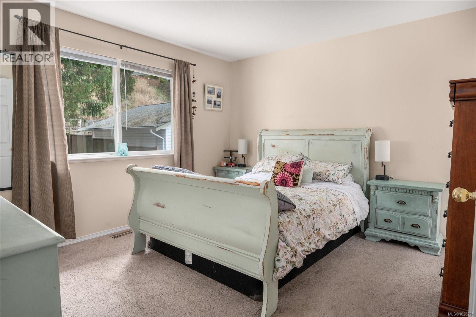 5541 HAMMOND BAY RD - 37