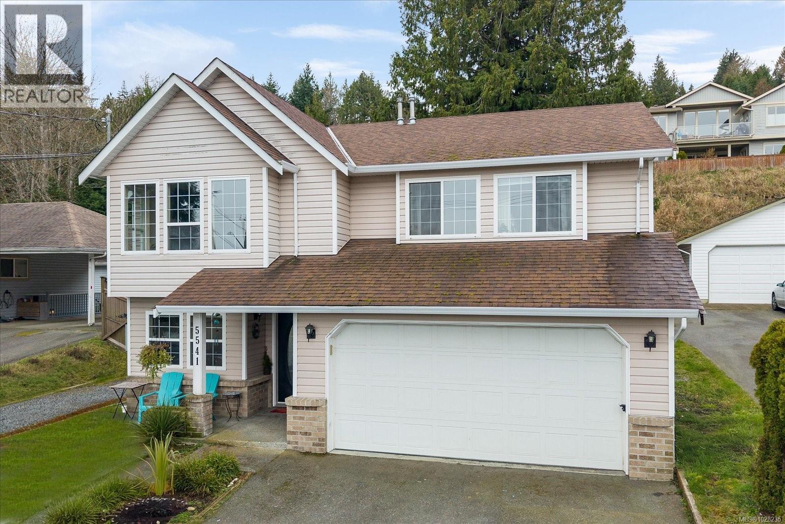 5541 Hammond Bay Road - main photo