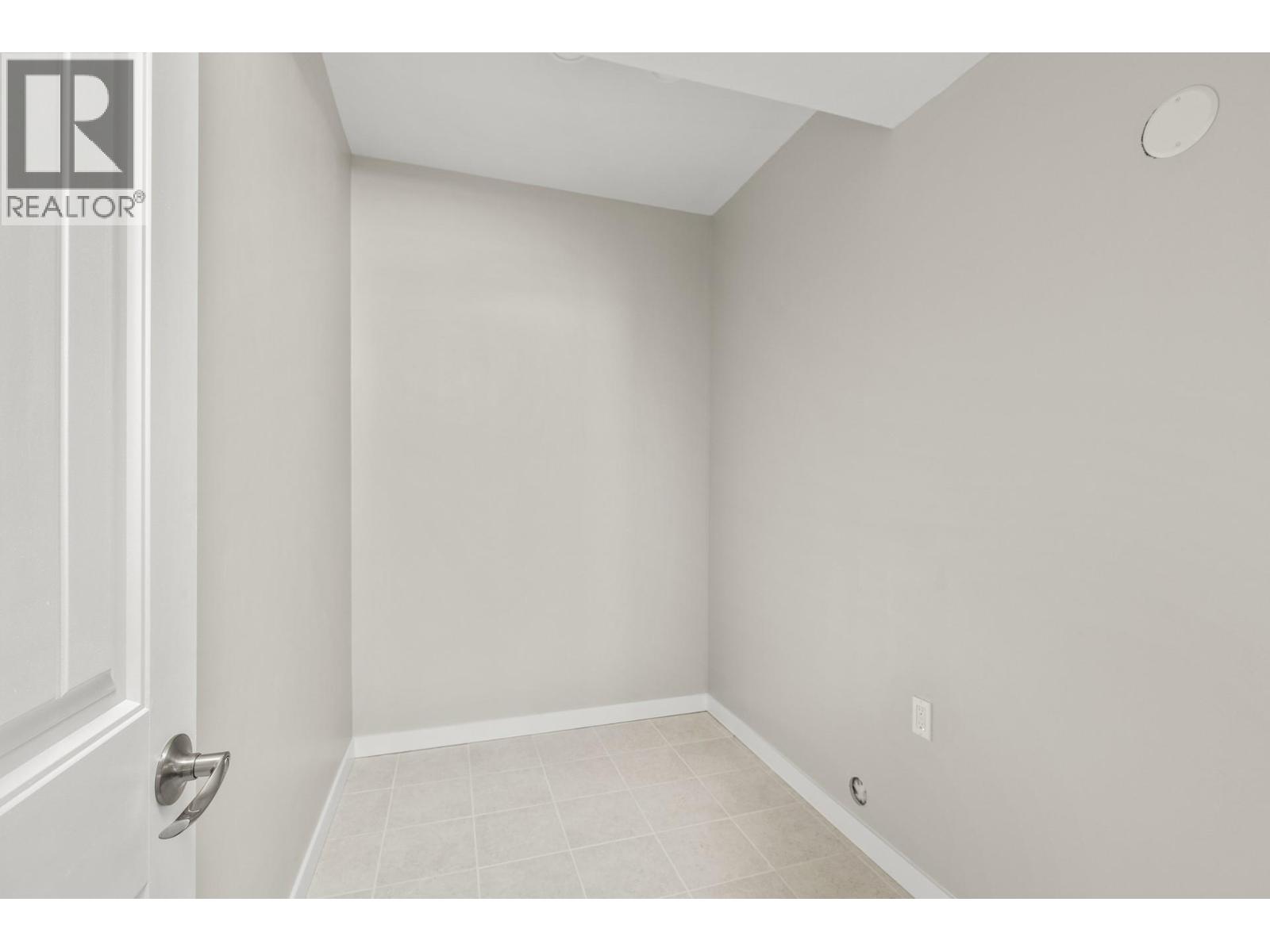 3513 EMPIRE PLACE - 25