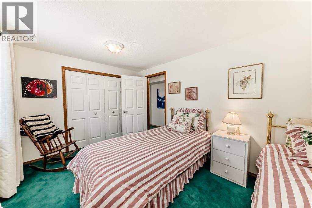 Single Family House Bungalow for Sale in  Hawkstone Manor NW Hawkwood Calgary 