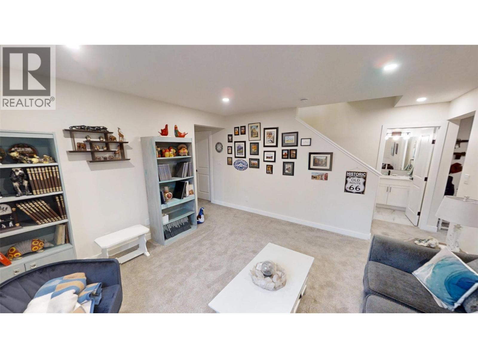 4820 Ridge Road Unit# 1, Radium Hot Springs