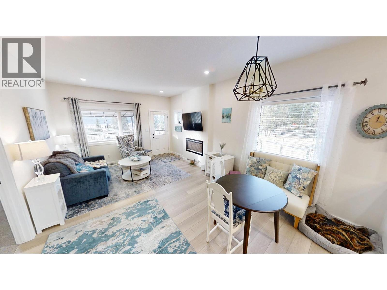 4820 Ridge Road Unit# 1, Radium Hot Springs