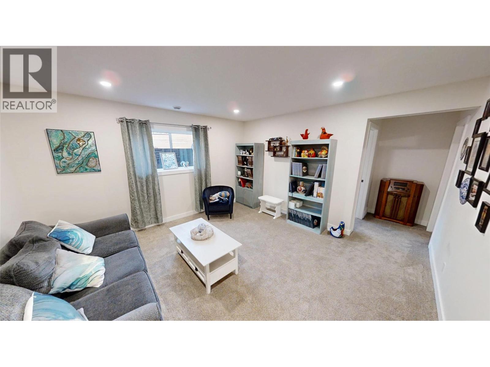 4820 Ridge Road Unit# 1, Radium Hot Springs