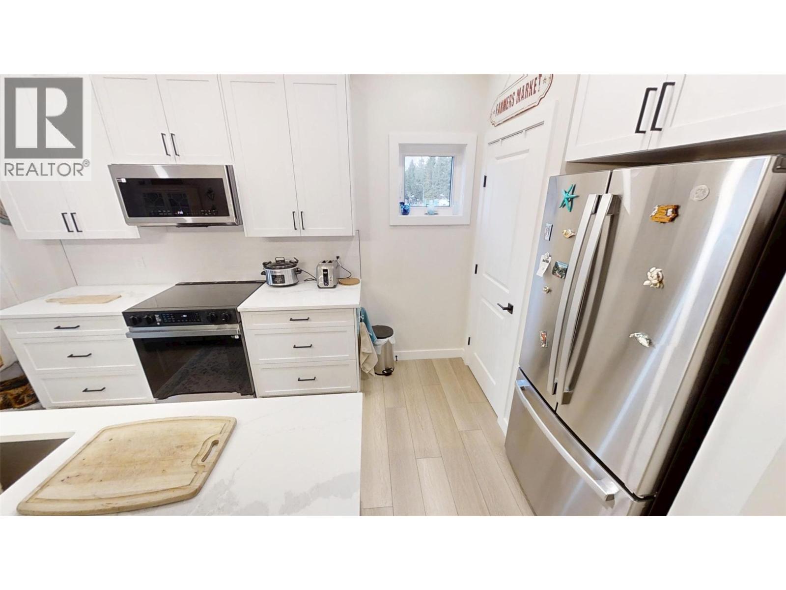 4820 Ridge Road Unit# 1, Radium Hot Springs