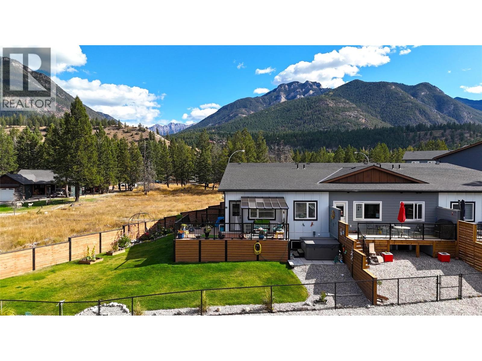 4820 Ridge Road Unit# 1, Radium Hot Springs