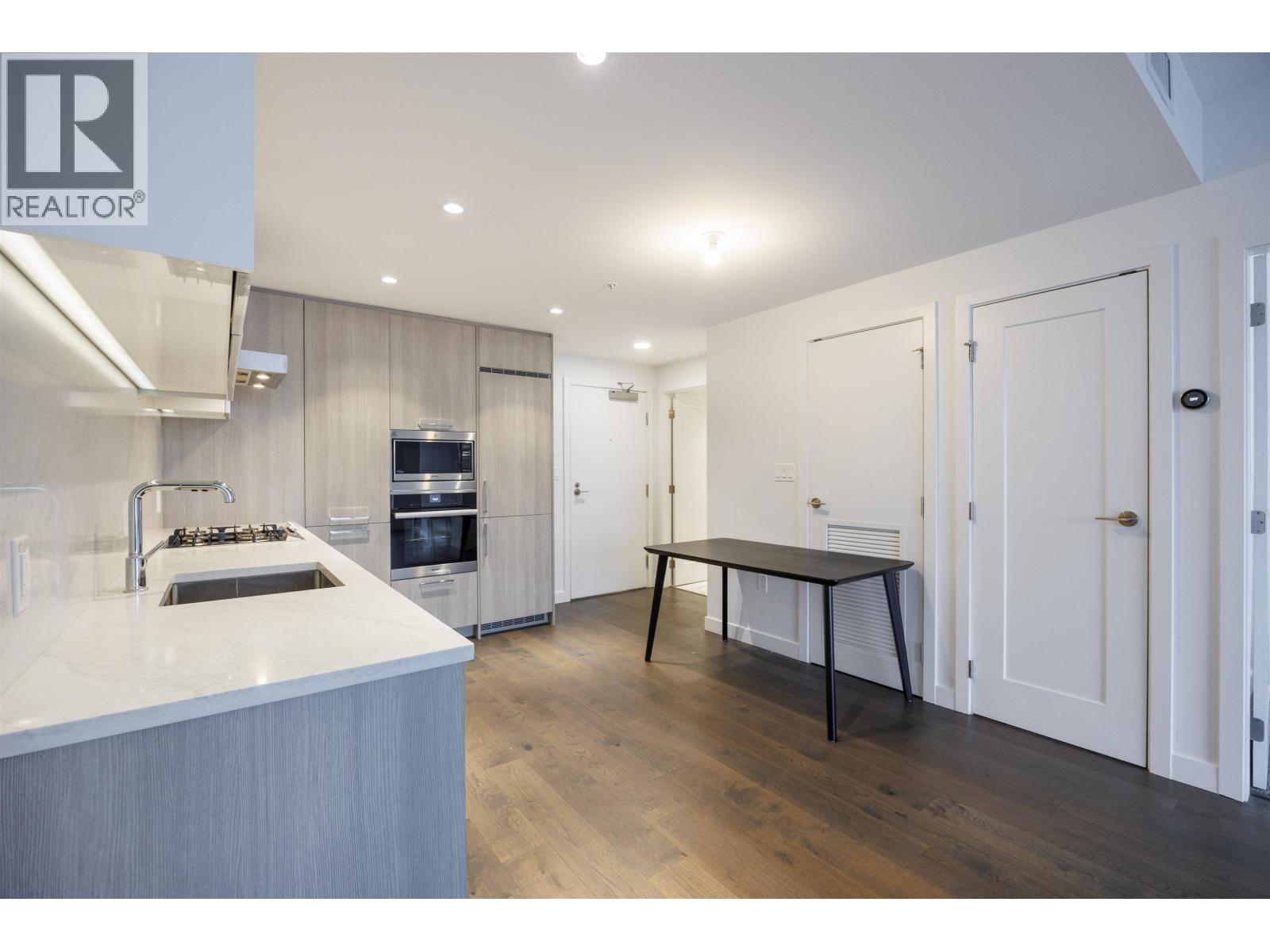#806-8155 CAPSTAN Way, Richmond