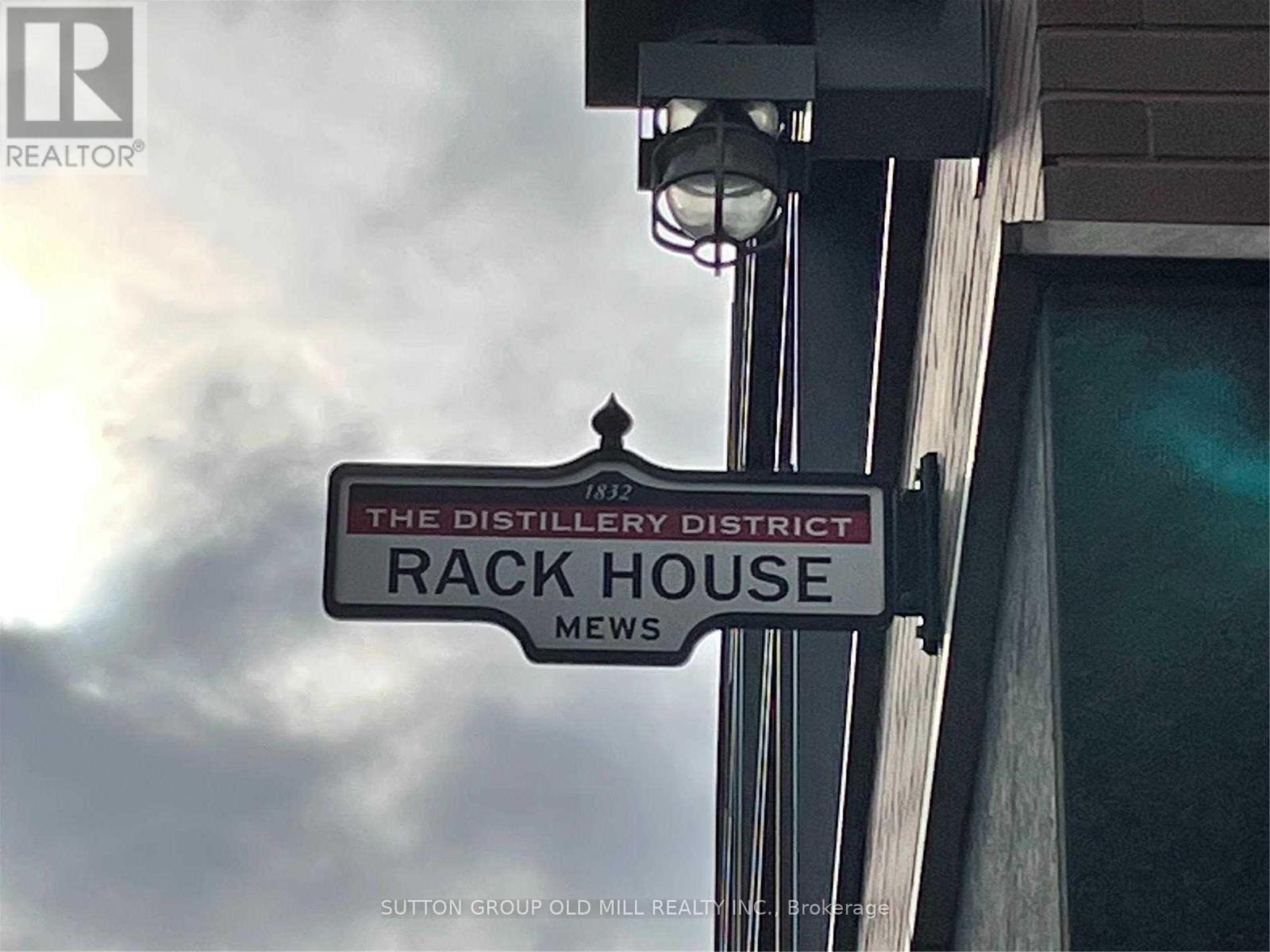 317 - 70 DISTILLERY LANE S