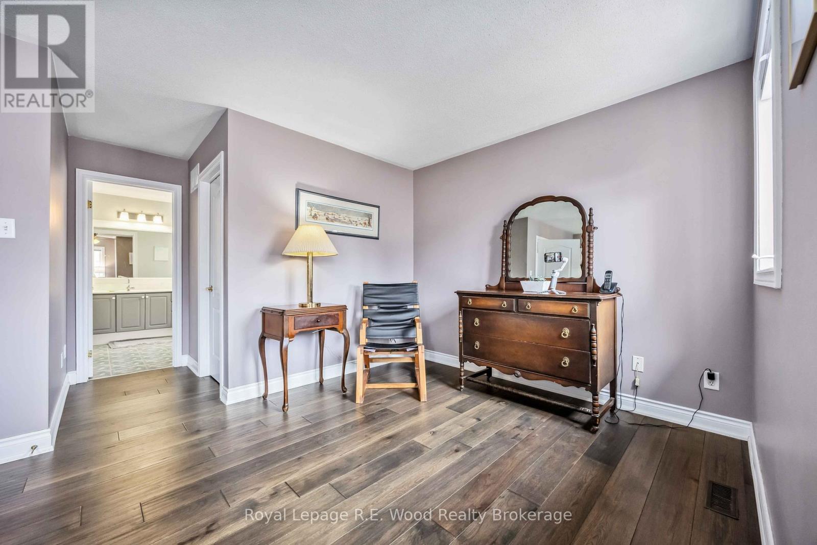 3 LORWOOD COURT - 21