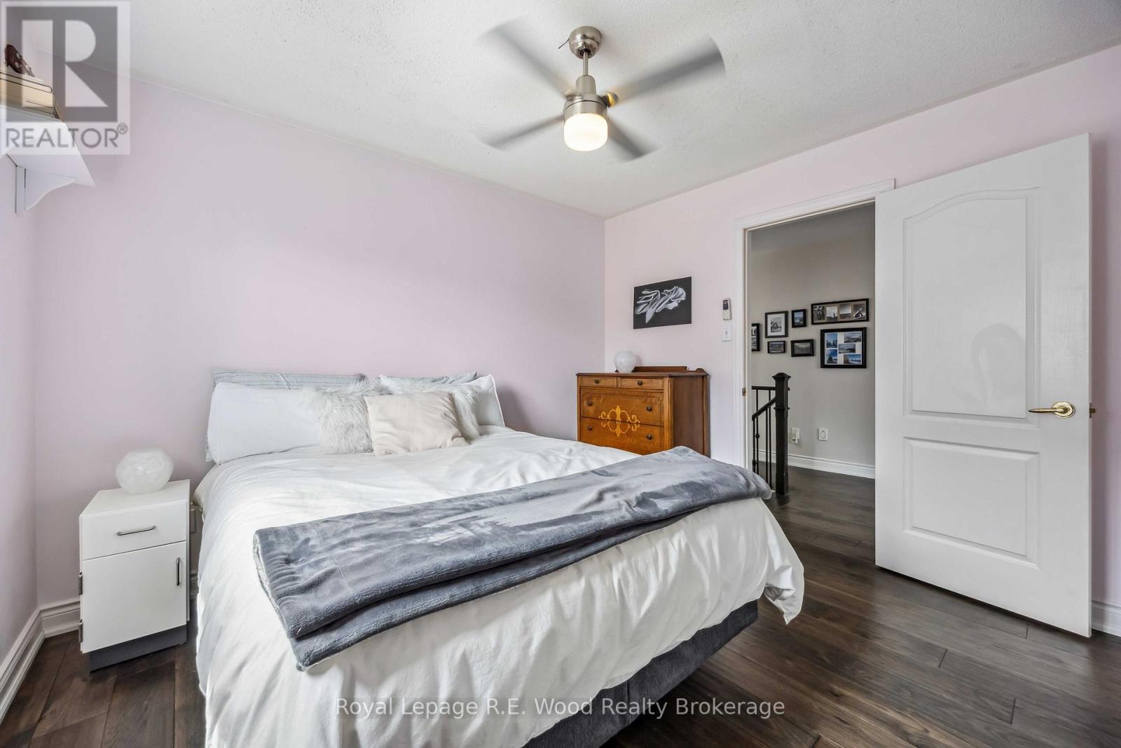 3 LORWOOD COURT - 23