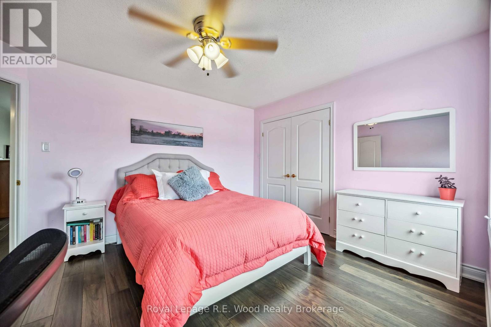 3 LORWOOD COURT - 25