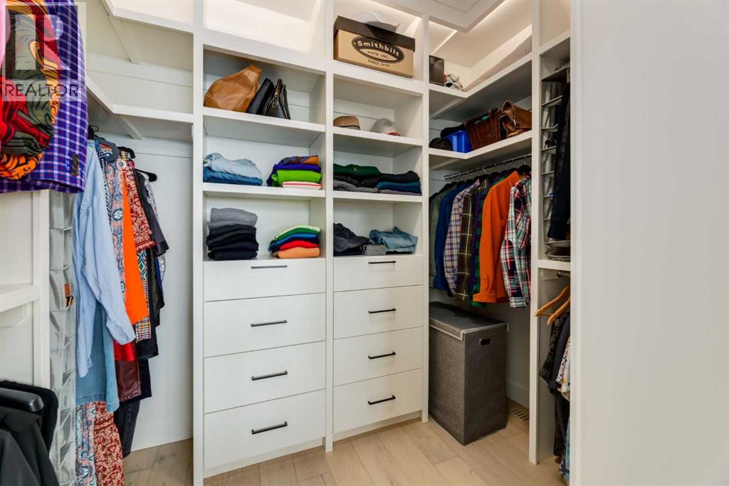 Single Family House for Sale in   Street NW West Hillhurst Calgary 