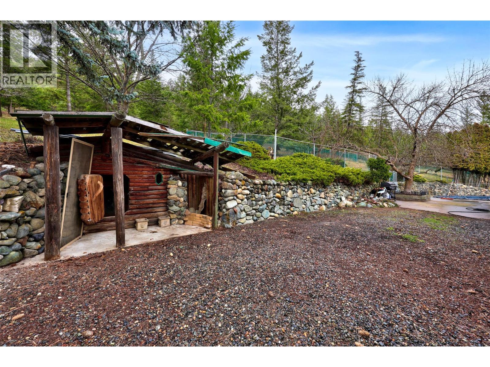 7050 Westsyde Road, Kamloops