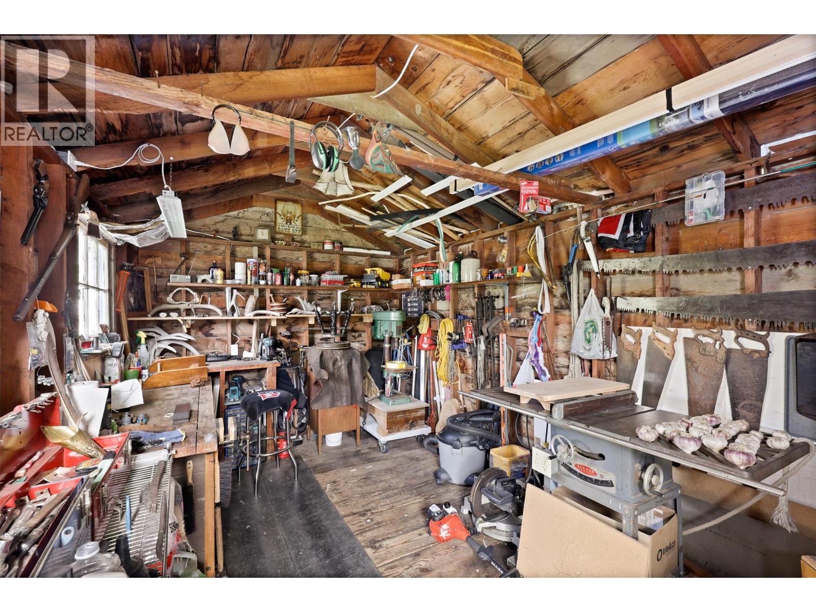 315 Pine Street, Chase