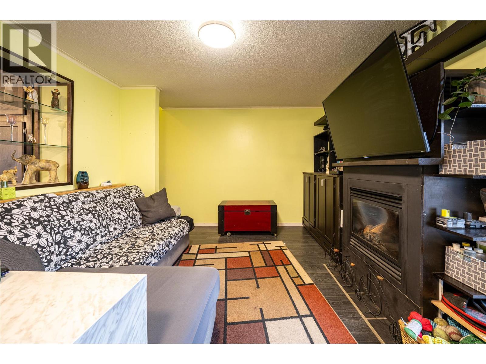 1816 43 Street, Vernon