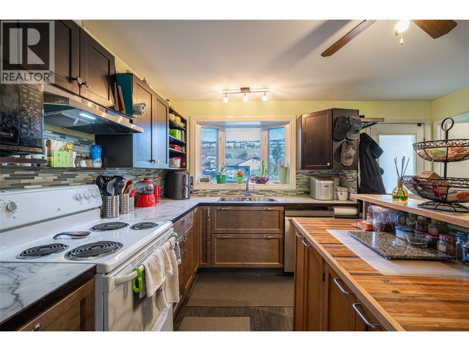 1816 43 Street, Vernon