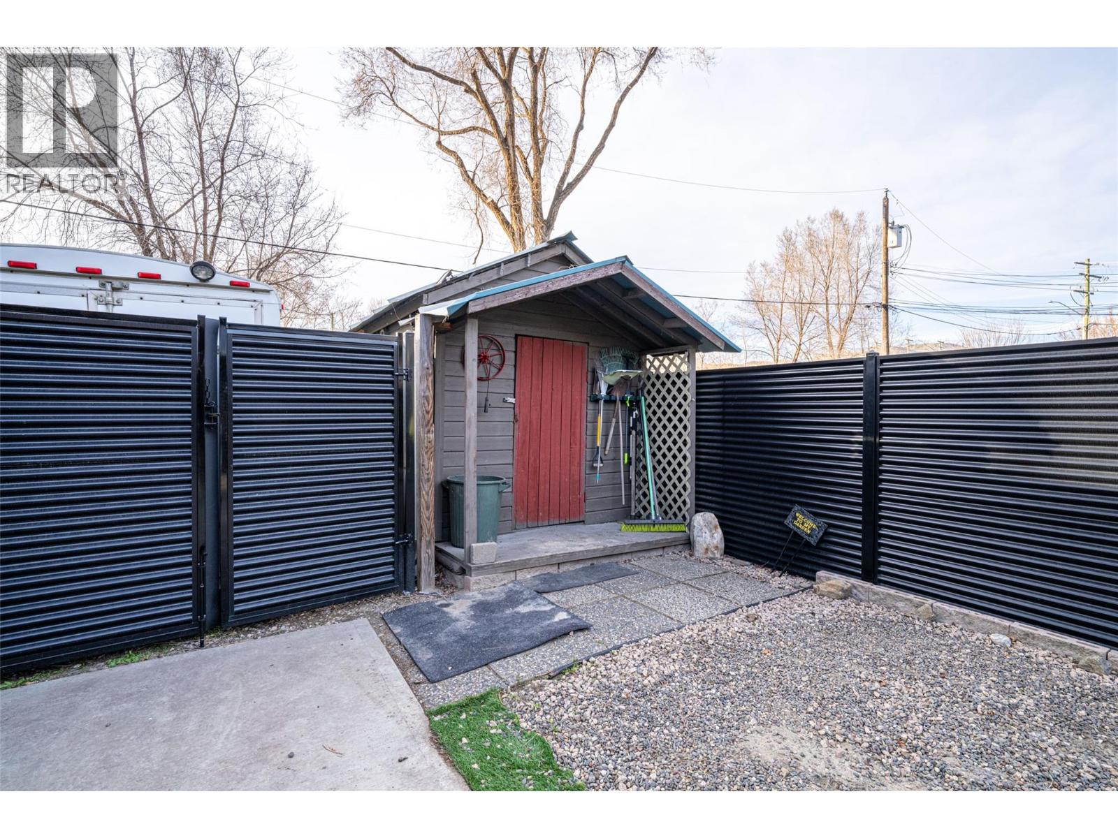 1816 43 Street, Vernon