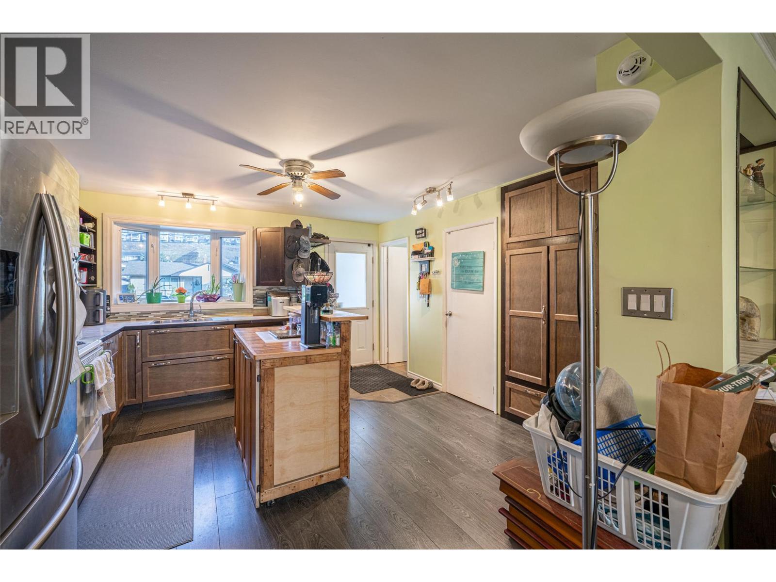 1816 43 Street, Vernon