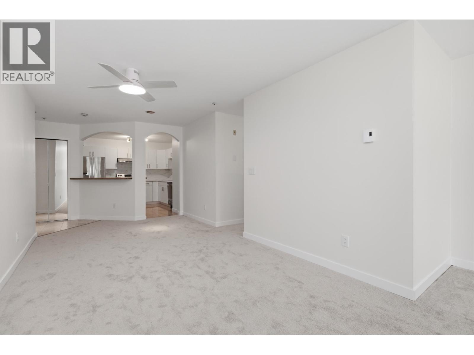 204 1550 FELL AVENUE, North Vancouver