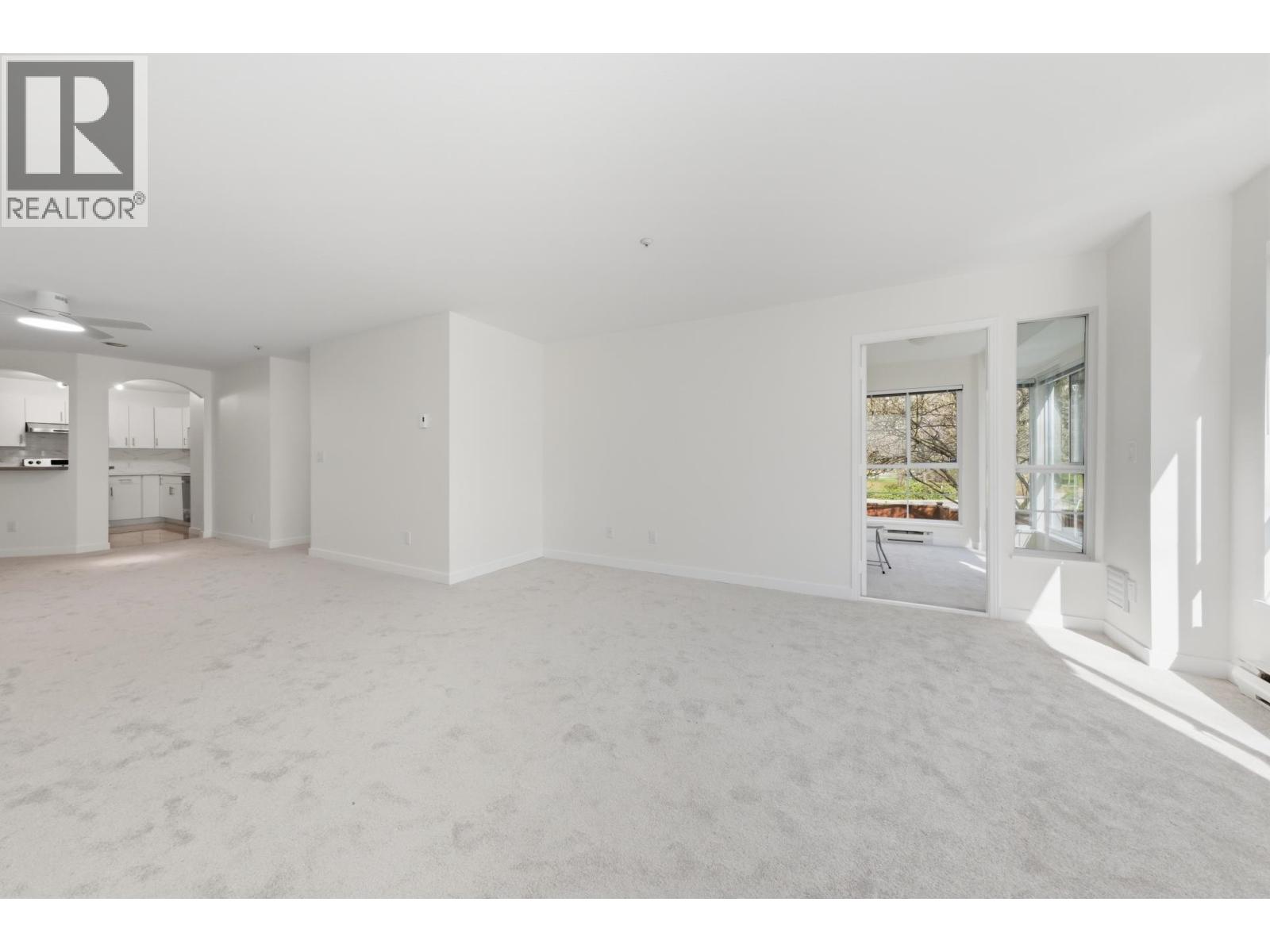 204 1550 FELL AVENUE, North Vancouver